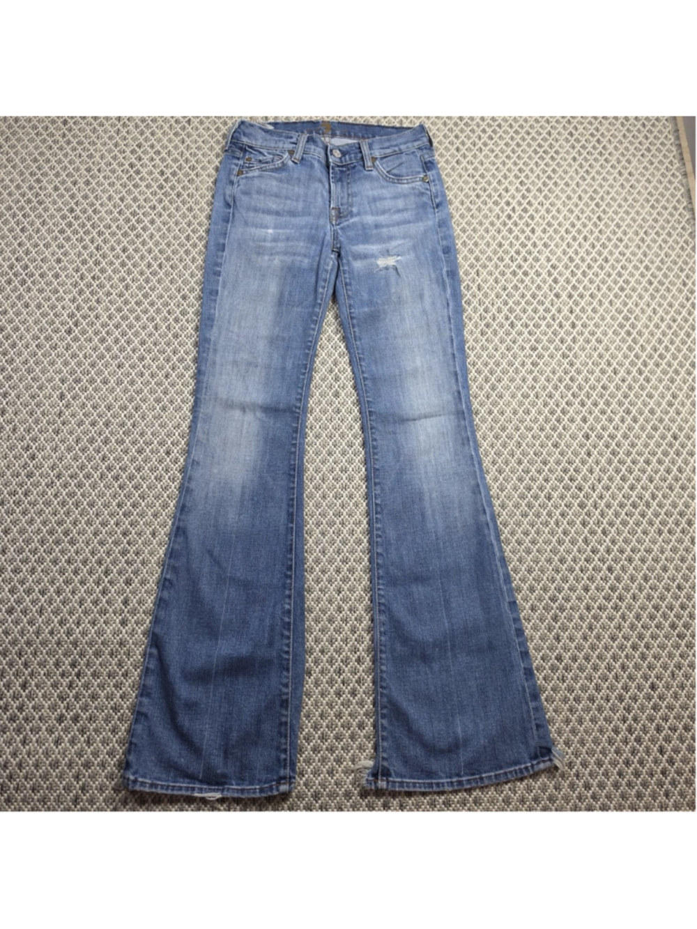 7 For All Mankind Dojo Flare Jeans Women’s Size 25 Distressed Medium Wash - Picture 2 of 12